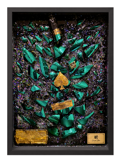 翡翠の孔雀彫刻 ベース付き 翡翠の孔雀彫刻 ベース付き